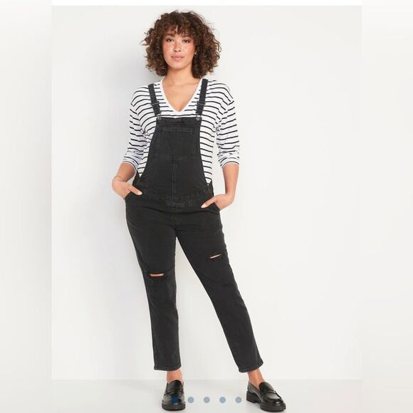 Old Navy Denim - NWT Old Navy Black Side Panel distressed Maternity Overalls size 16.